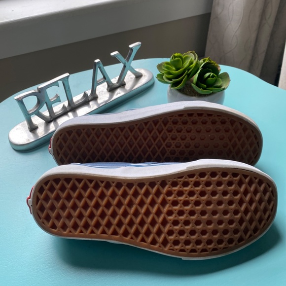 Blue vans size 7 womens, 5.5 mens - Picture 3 of 3